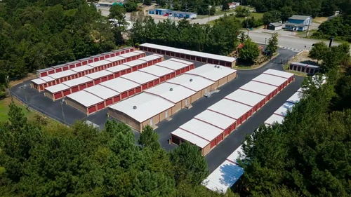 Gate 5 Self Storage storage facility exterior view